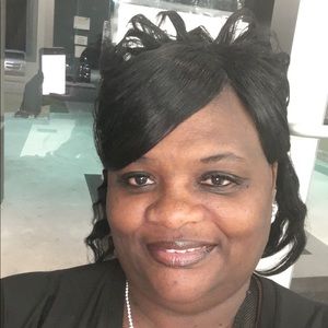 Meet your Posher, Pam